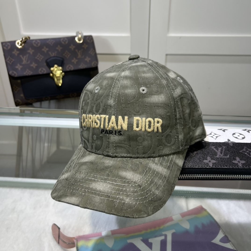 CHRISTIAN DIOR